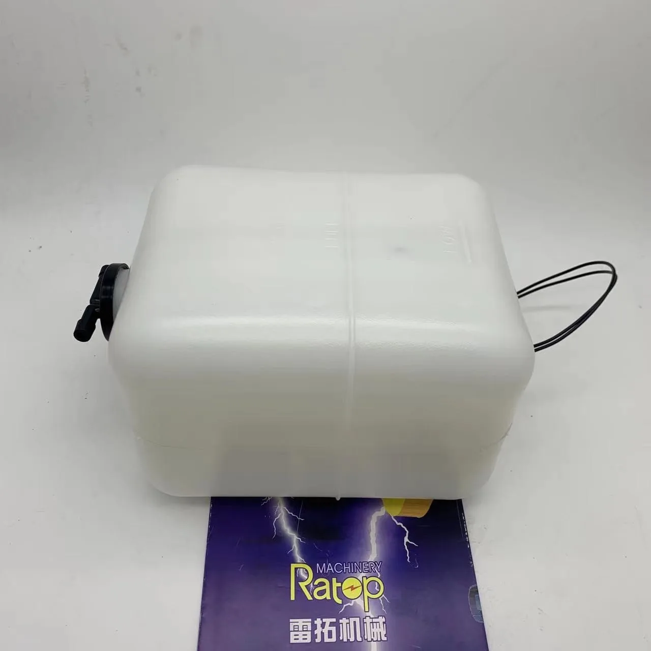 

E312C E312D E315D E320D Резервуар для воды радиатора экскаватора 245-9205 Резервуар охлаждающей жидкости 2459205 245 9205