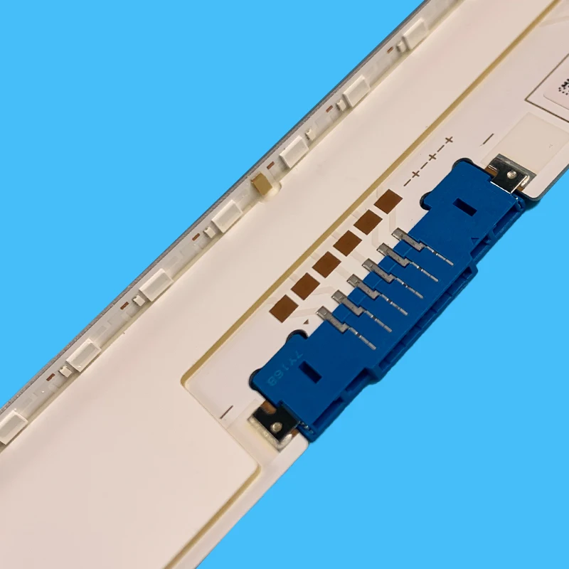 POUR 65Q6 65Q7 V8Q6-650SM0-R0 BN96-46470A QN65Q65FNF QN65Q6FNAPXPA QE65Q6FNATXXU 78LED 702MM Rétro-Éclairage LED