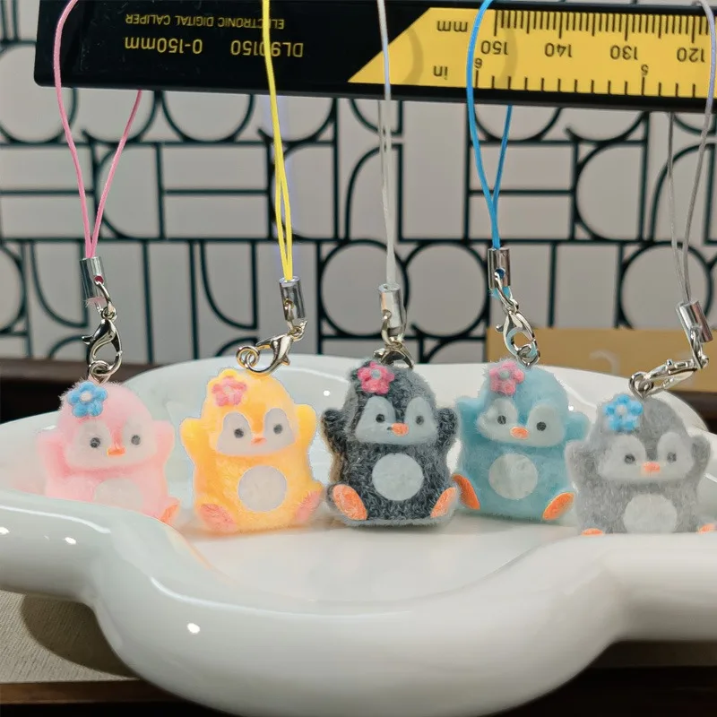 1/5 قطعة الكرتون يتدفقون البطريق سلسلة هواتف أفخم الراتنج الحيوان سلاسل المفاتيح لحقائب الظهر سماعة سيارة الأشرطة Keyrings الحبل