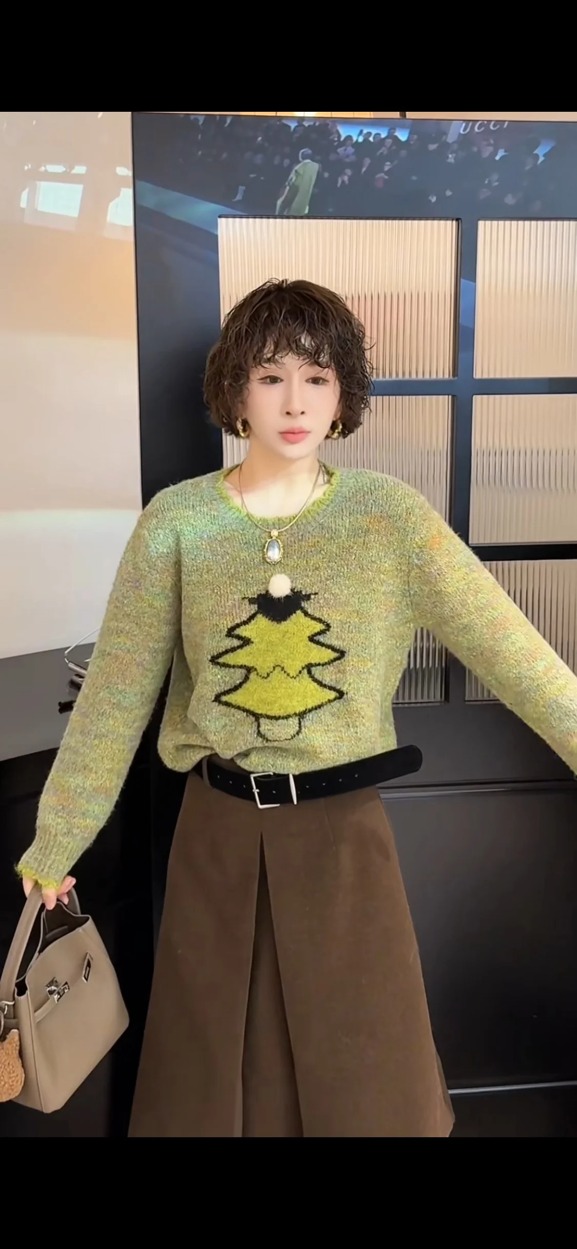 

Loose Casual Versatile Faionable Women's Top New Winter 2025 European Sle Loose Fit Comfortable All-Match Design Sense