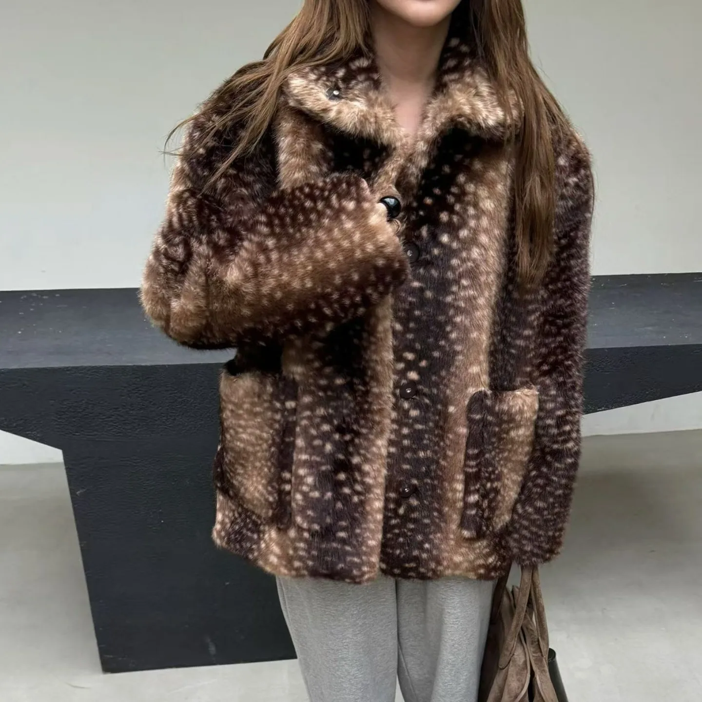 

Шикарное корейское женское меховое пальто, модное винтажное высококачественное молодежное пальто Sensation Meral, зимний длинный топ-стойка