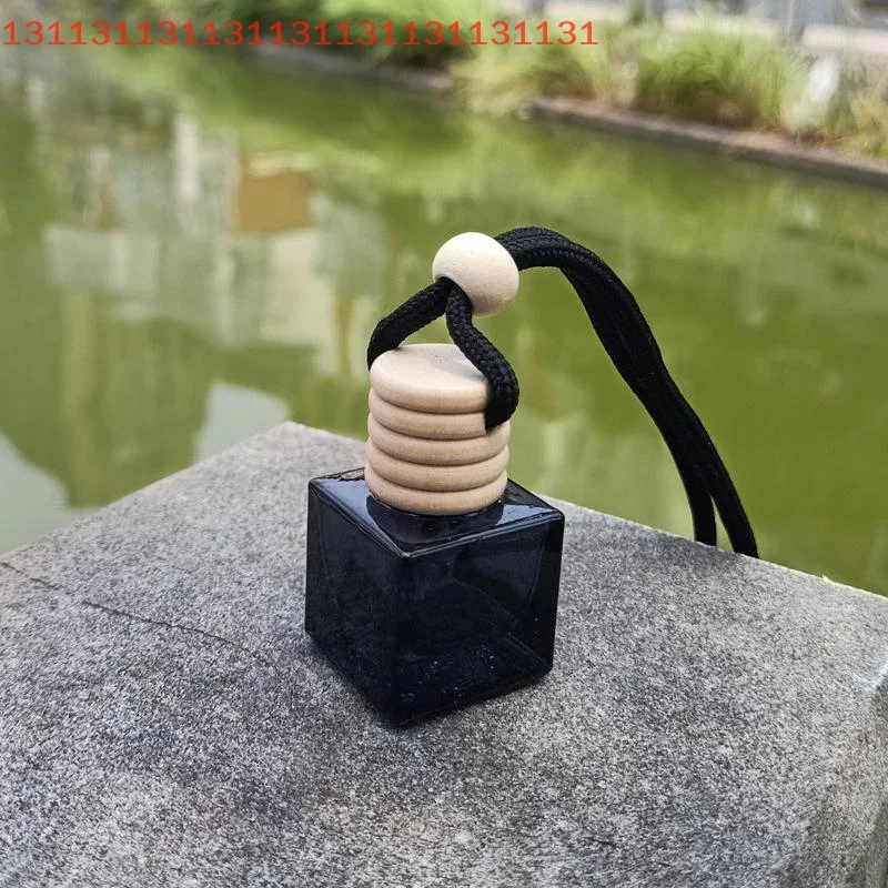 Pusta butelka na perfumy do wnętrza samochodu, zawieszka dyfuzora olejków eterycznych