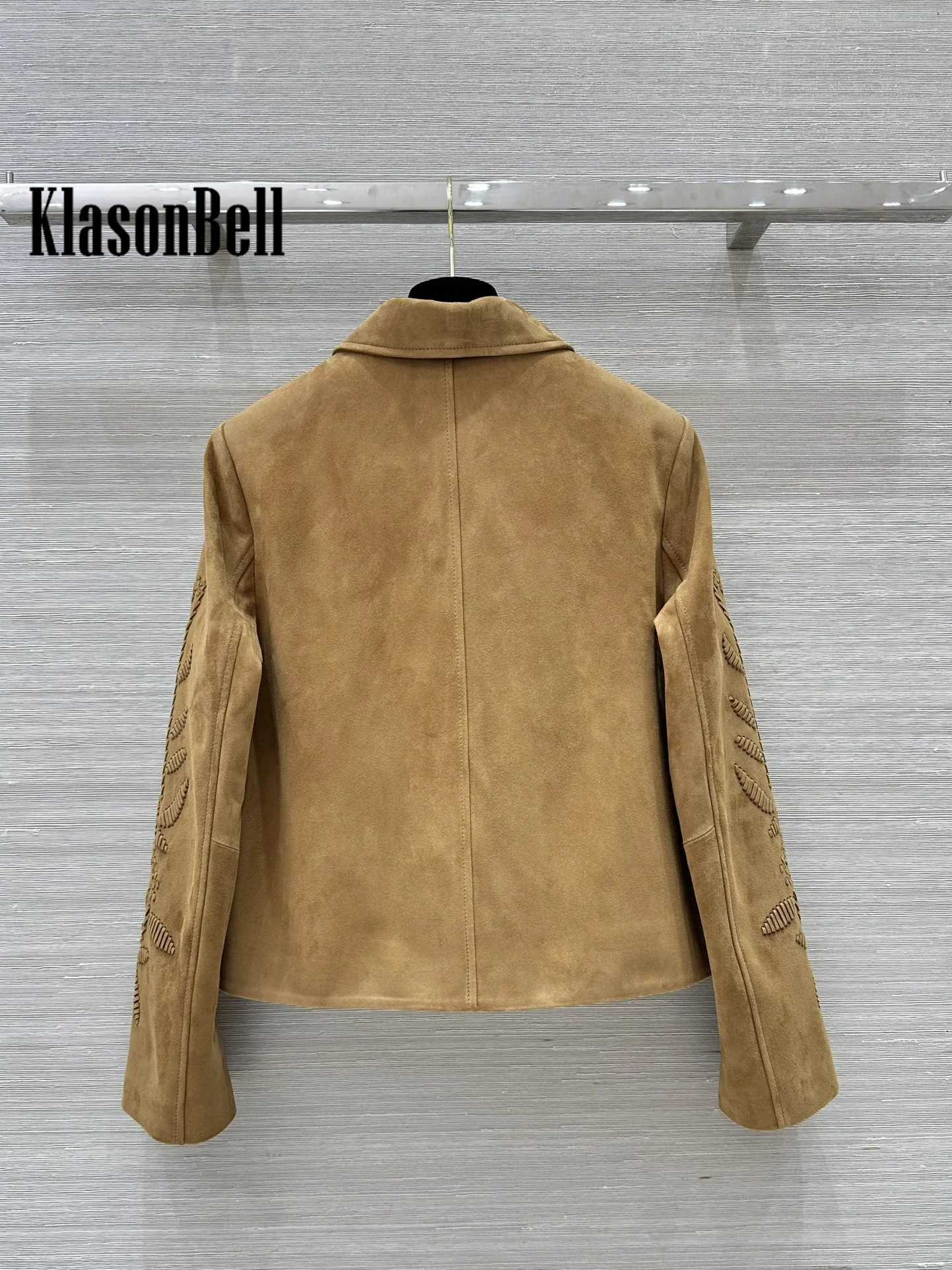 9.9 KlasonBell Women Three-dimensional Hand Embroidery Sweet Girl Coat 100% Suede Sheepskin Single Breasted Short Jacket