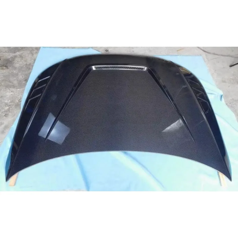 غطاء محرك السيارة من ألياف الكربون على طراز AT غطاء محرك السيارة لـ A4 B8