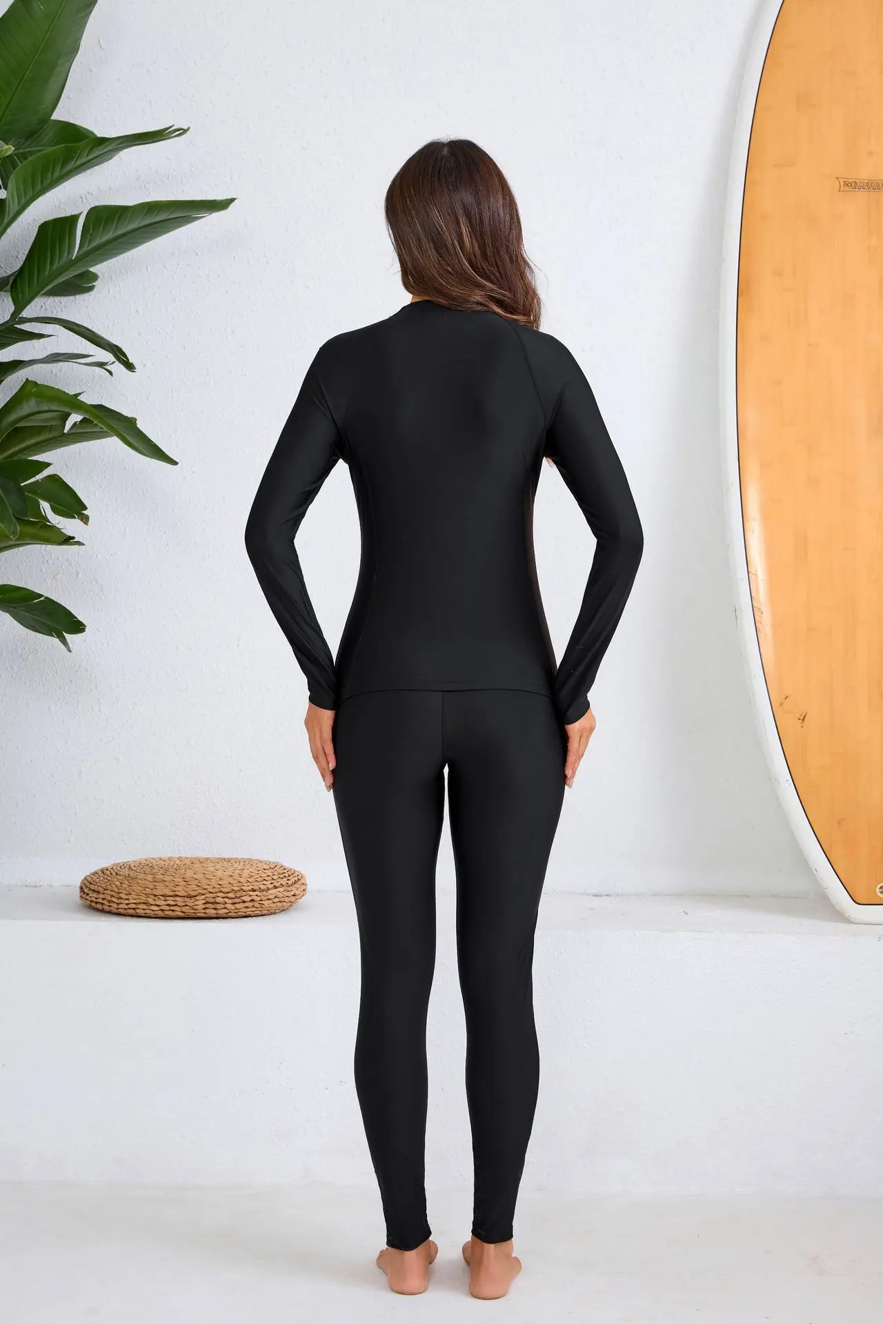 Women's Long Sleeve Rash Guard Swimwear Set Floral Print Swim Top and Leggings Two-Piece Rash Guard Surf Suit Beachwear