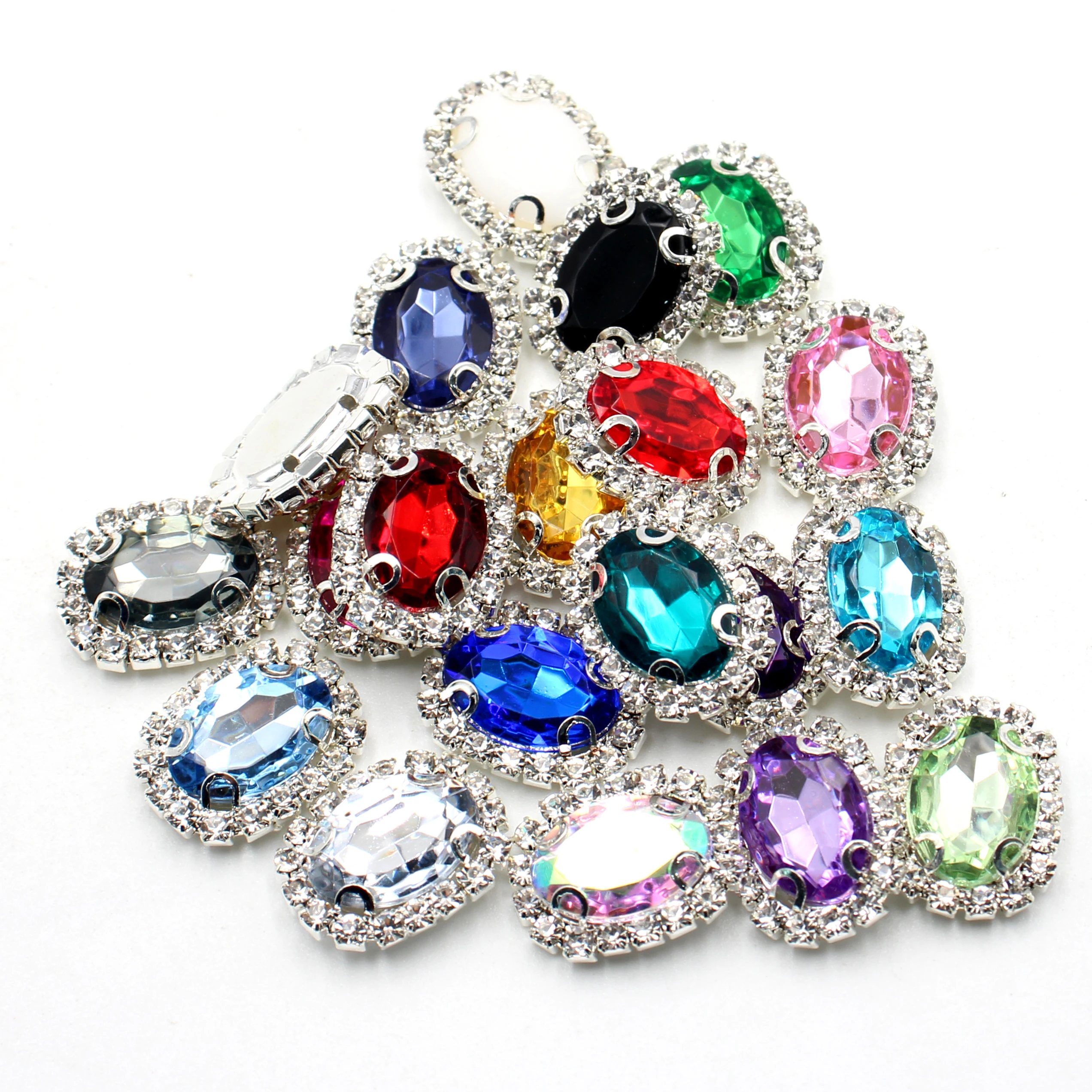 10 pieces/set 15 * 20MM oval acrylic diamond buttons, four hole flat back buttons, suitable for scarves sewing wedding accessori