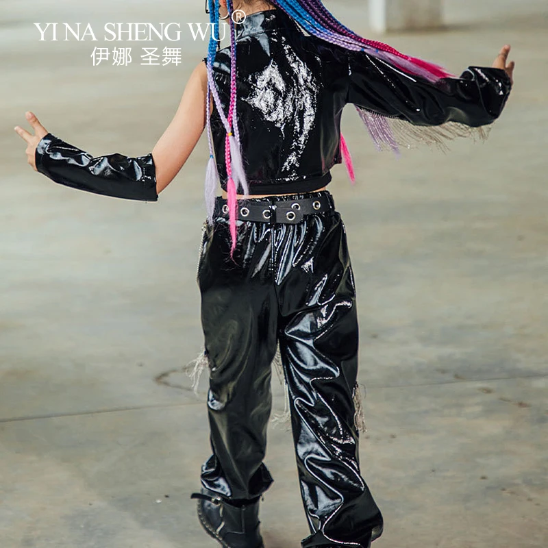 أزياء رقص الجاز للفتيات أزياء الهيب هوب ملابس جلدية سوداء مجموعة ملابس K-pop المرحلة نموذج المرحلة المدرج البدلة