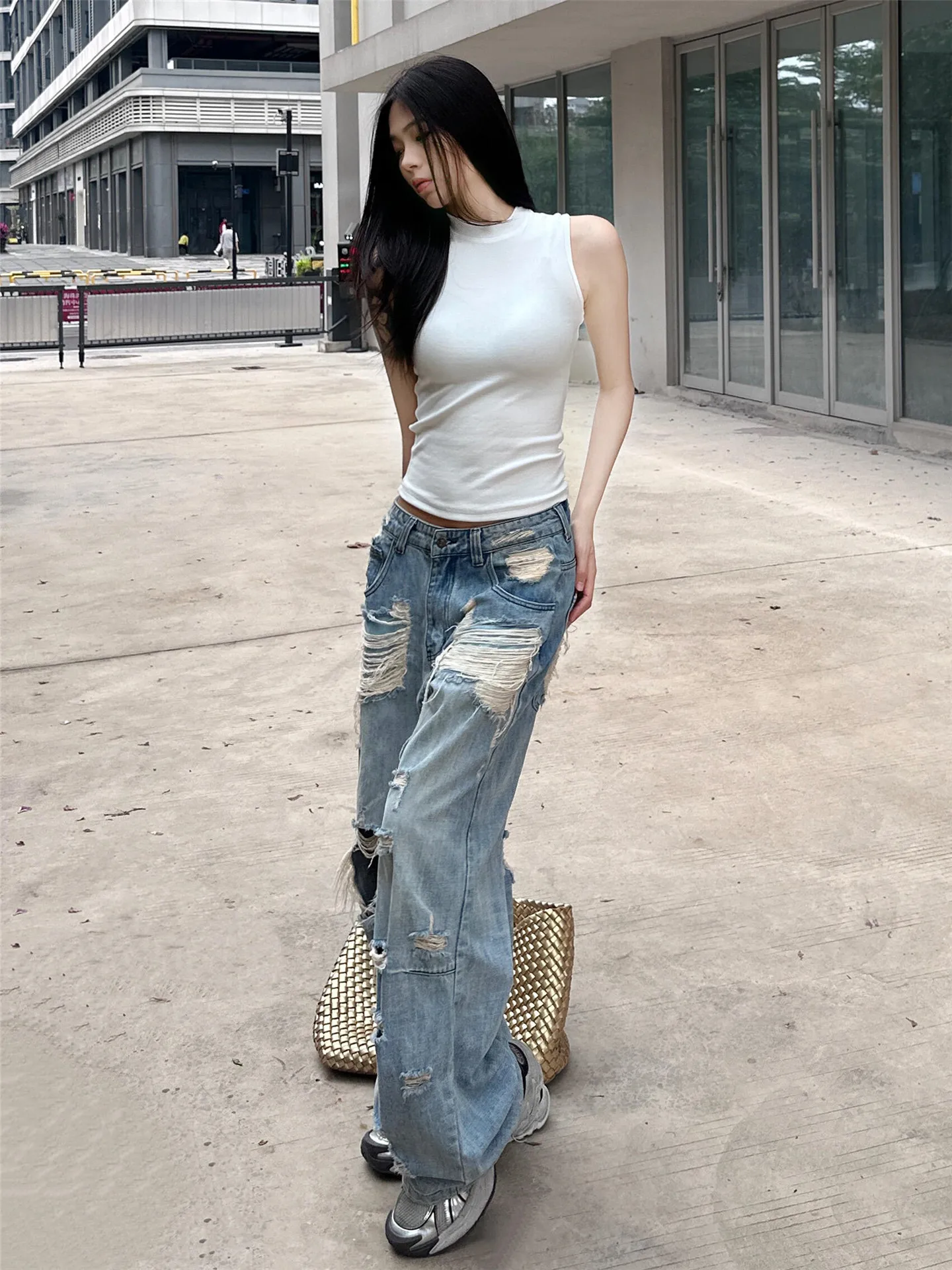 

American Style Low Waist Ripped Denim Jeans Women Summer Thin Loose Slimming Design Wide Leg Straight Cut Pants Casual Cotton