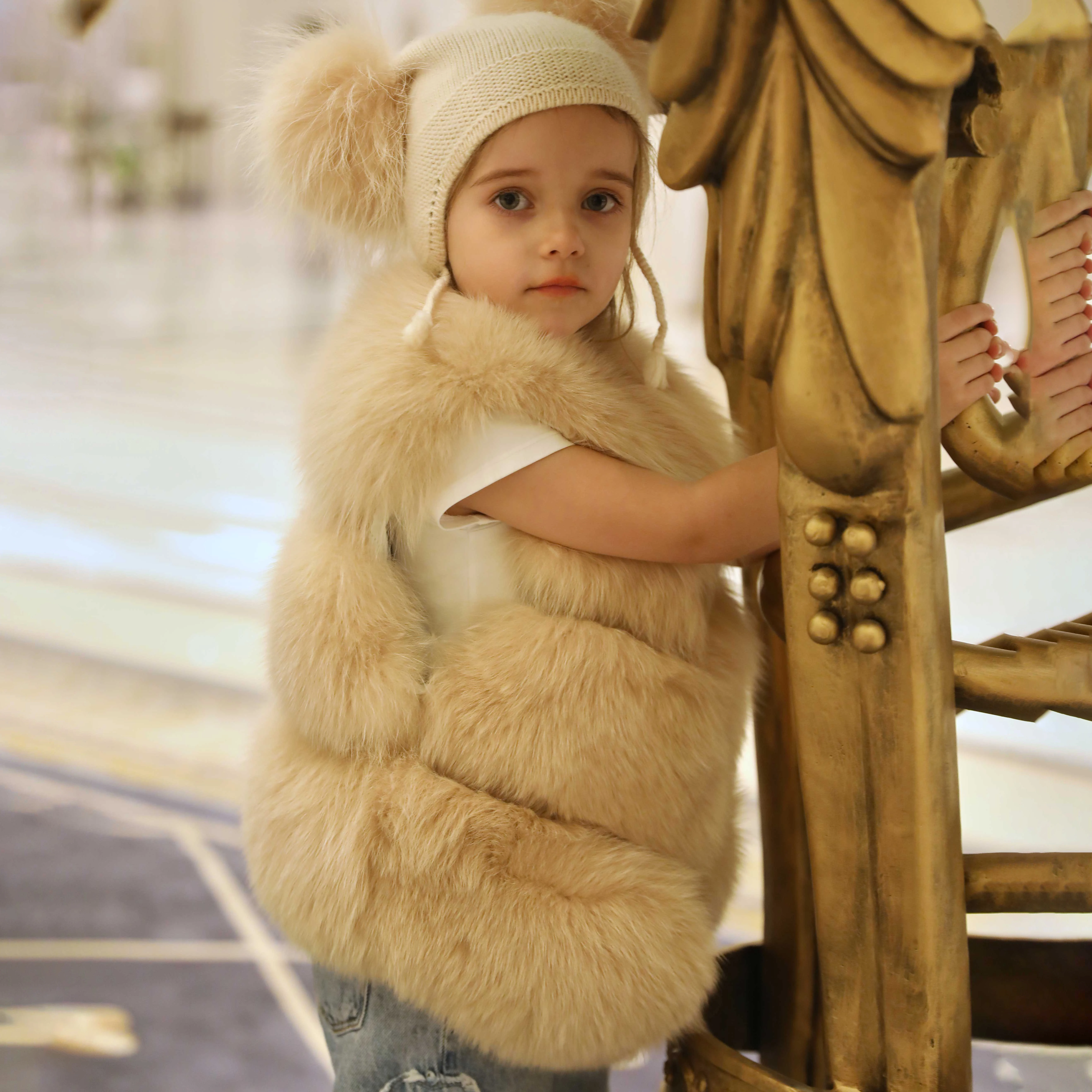 MLOVE Style Luxurious Fox fur Vest Supplier Directly Sell Beautiful Genuine Fox Fur Gilet