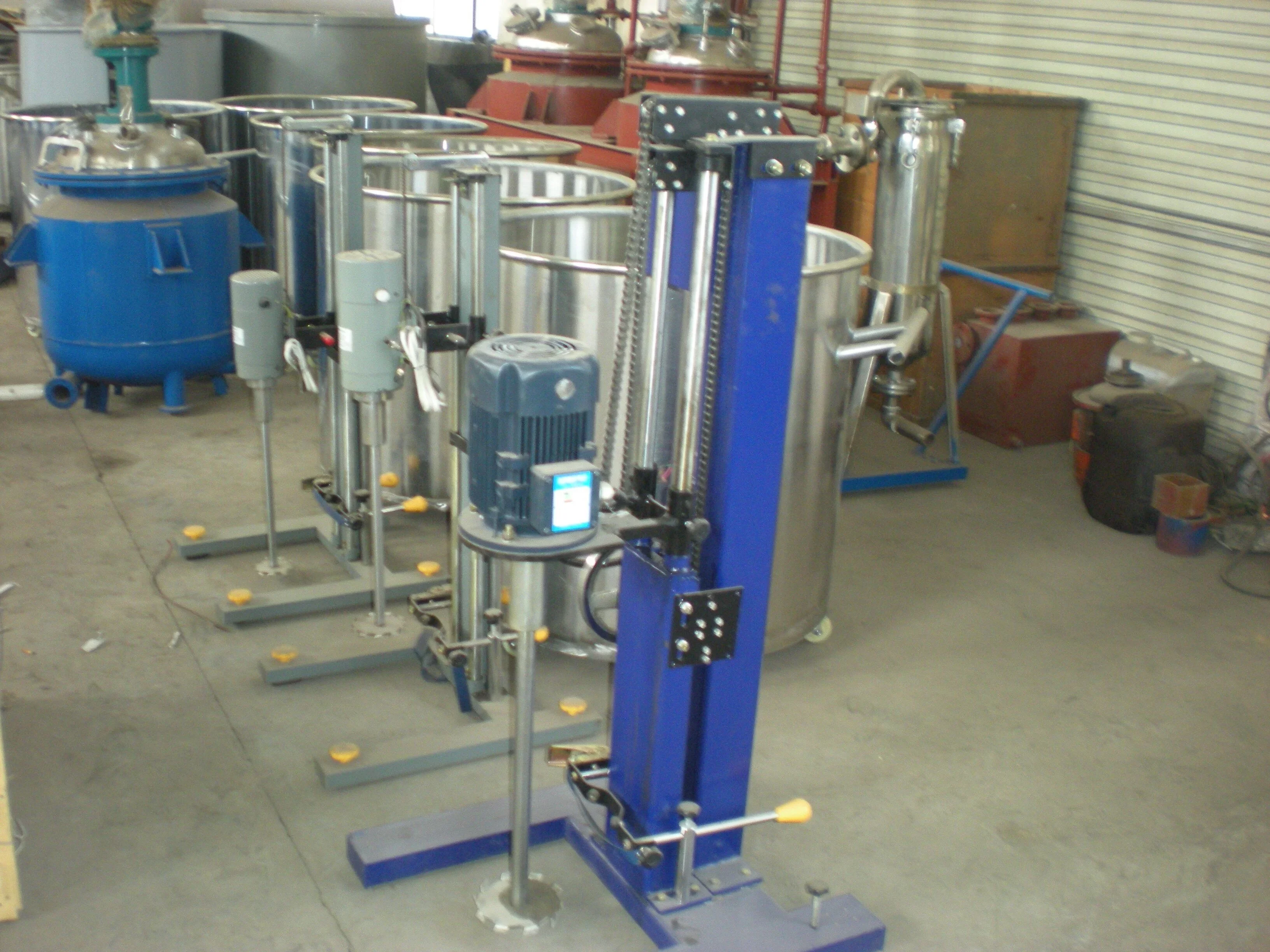 เครื่องกระจายสี/ผสมสีความเร็วสูงในห้องปฏิบัติการขนาดเล็ก