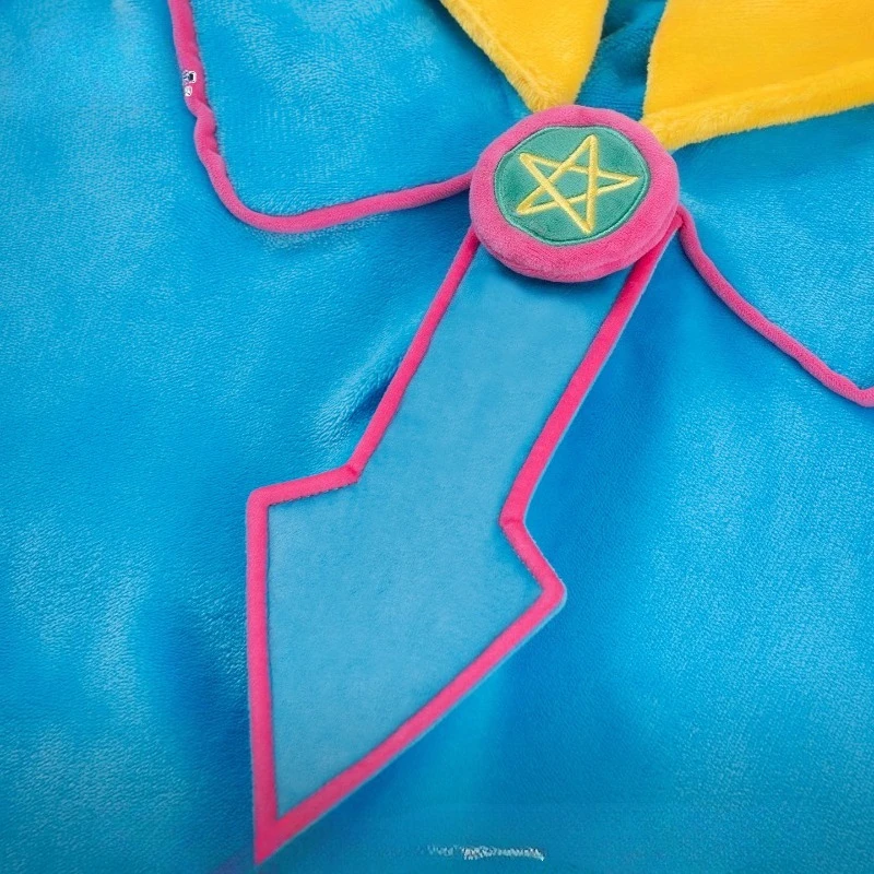 Neue Yu-Gi-Oh Dark Magician Girl Cartoon-Muster Anime-Merchandise Dicke Klimadecke, Kreatives Fleece, Warmer Kapuzenschal – Detail 4