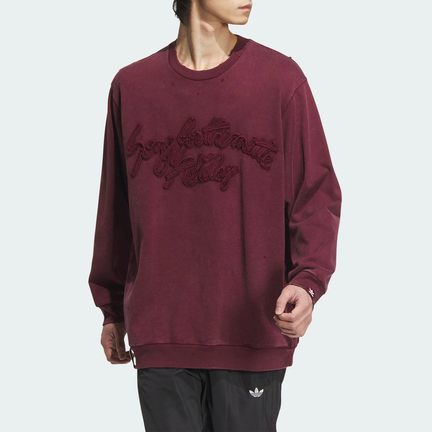 

Adidas genuine Three Stripes Unisex Loose-Fit Sports Long Sleeve JI9641