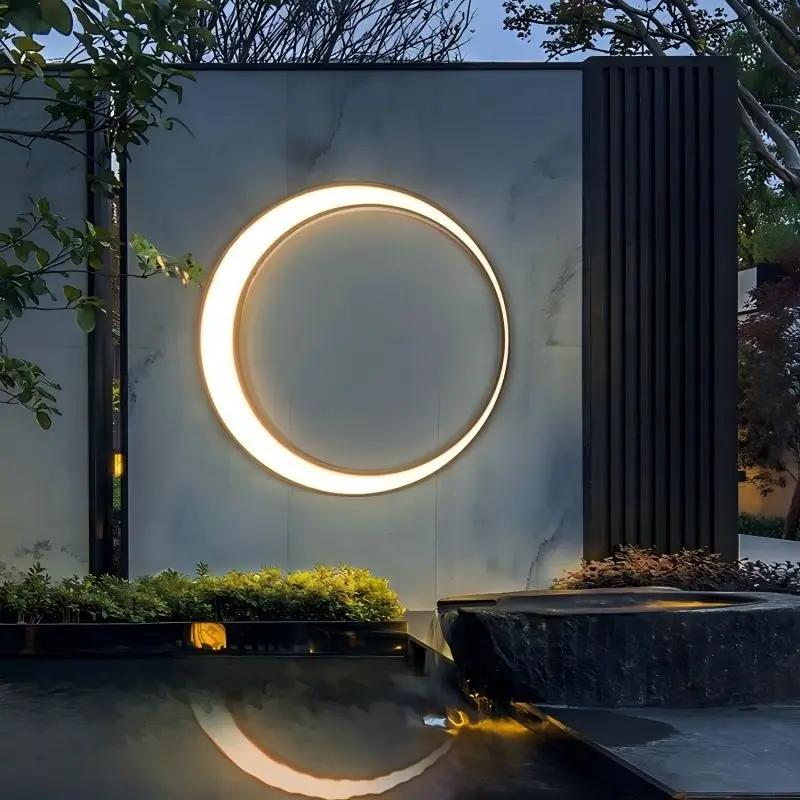 Modern outdoor solar wall lamp with LED waterproof light, IP65 waterproof rating, dimmable, crescent-shaped design