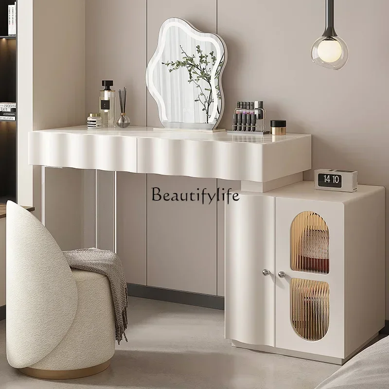 01 Französische Kommode für Schlafzimmer, modern, schlicht, leicht, luxuriös, kleine Wohnung, cremefarbener Windwolkenspiegel, Schminktisch