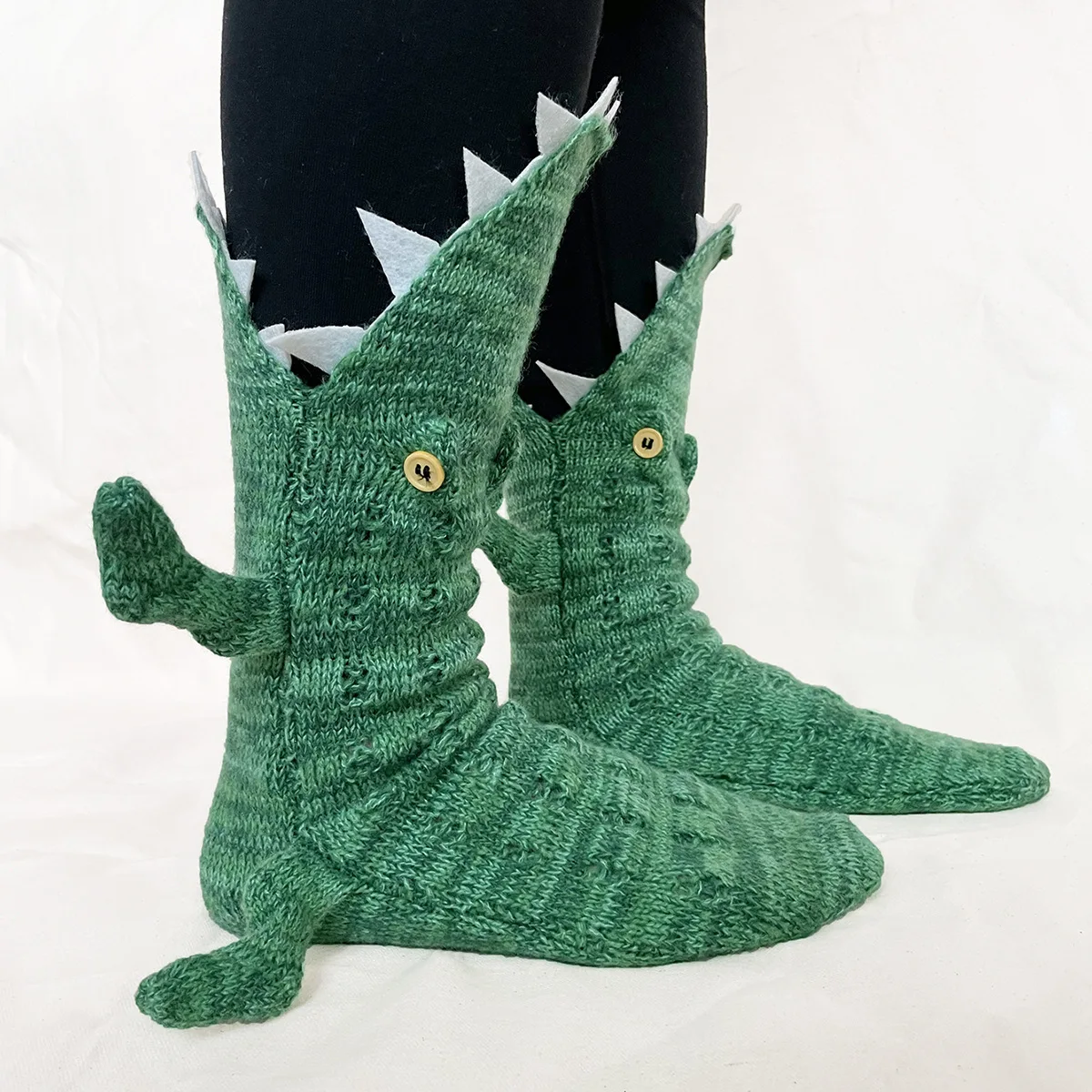 

2 Pairs Newly designed Winter Christmas style grass green alligator socks warm wool stockings