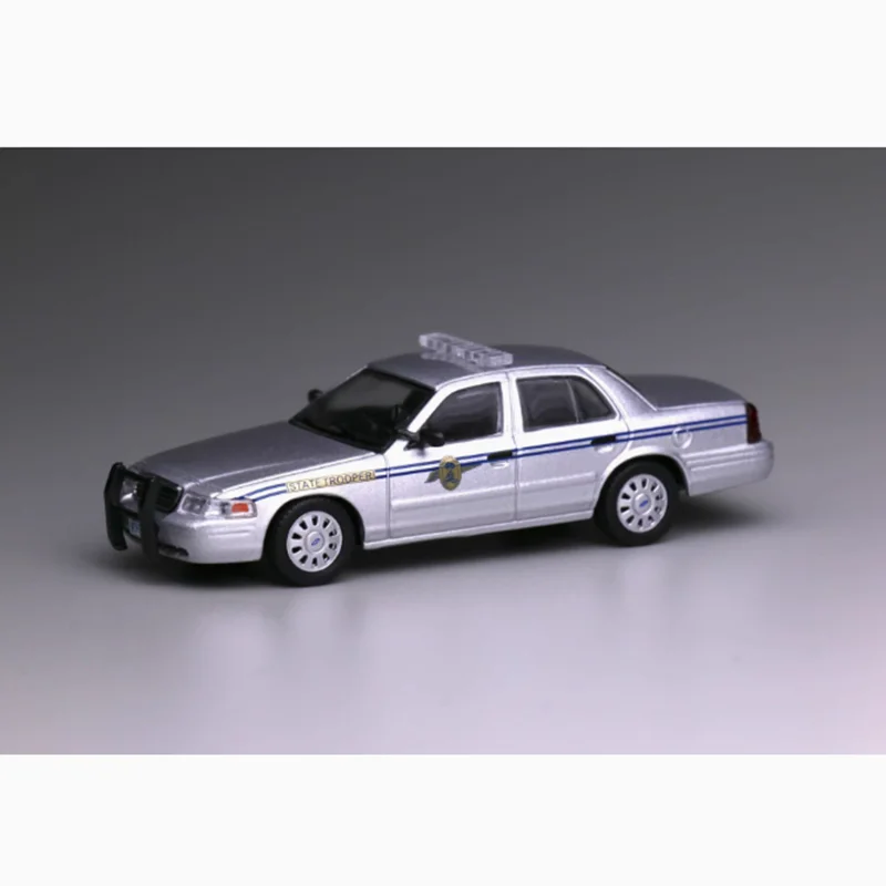 

596 1:64 Scale Crown CV White Simulation Alloy Toys Static Car Model Classic Collection Souvenir