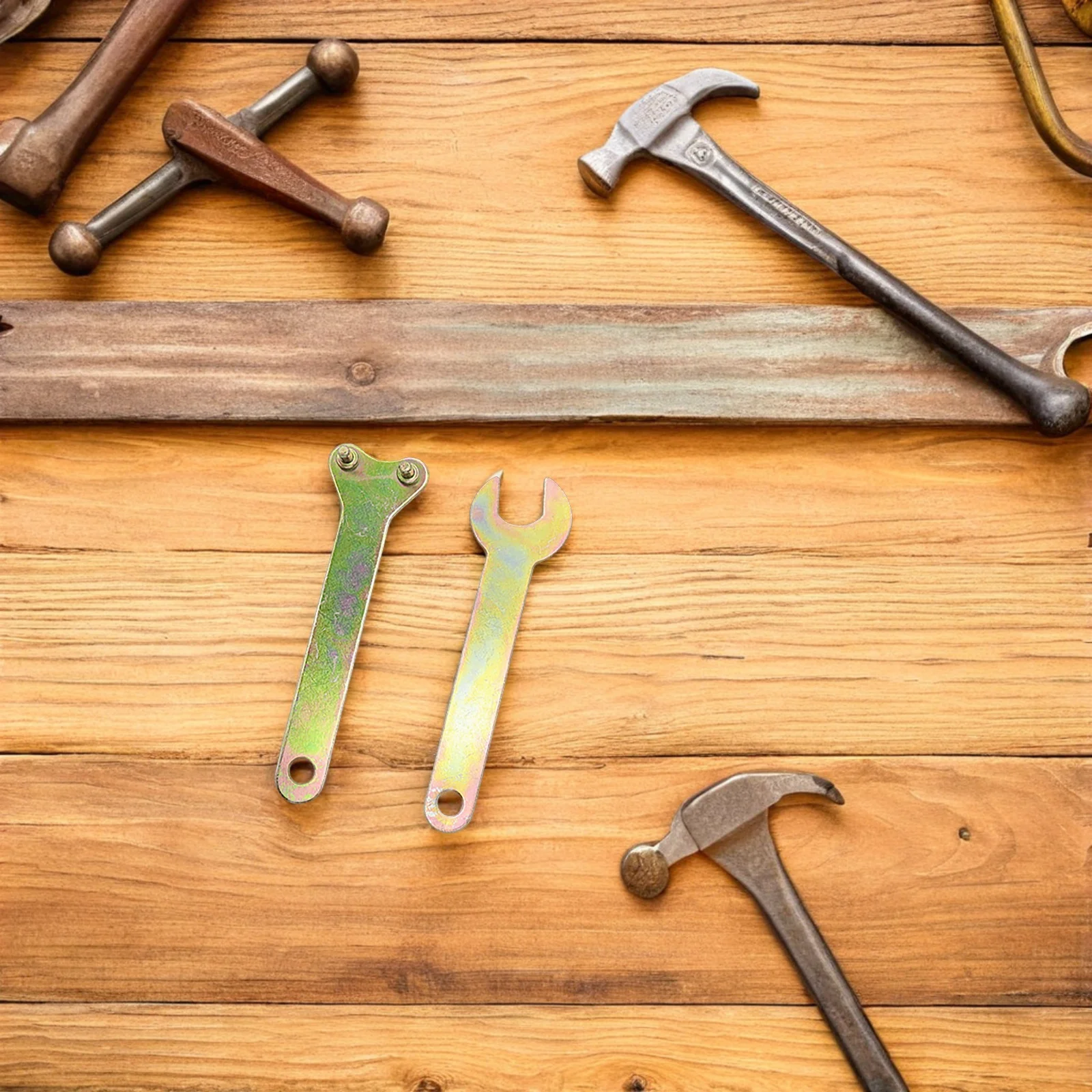 

1Pair Angle Grinder Wrench Fine Workmanship Iron Material High Durability Not Easy to Deform Suitable for Mold Surfaces Cavities