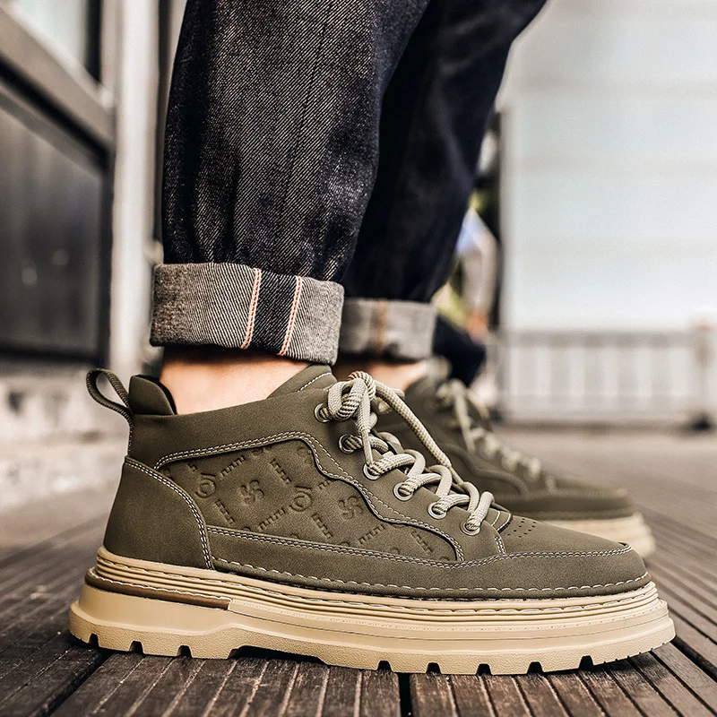 

New Men's Shoes: Chelsea Boots for Men, One-Click Slip-On Fashion Boots, Large-Size Reversible Leather Short Boots, Men's Genuin