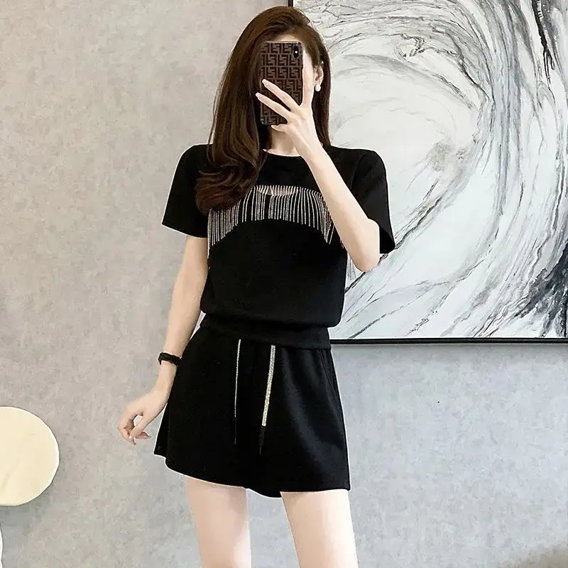 Summer Fashion New Design Hollow-out Tassel Short Sleeve Chic Short Pants Suit