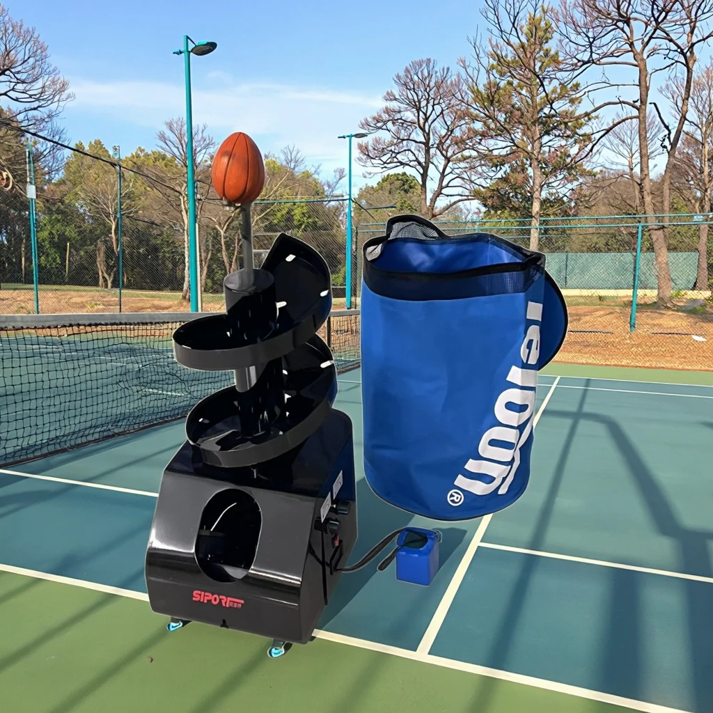 Black Stainless Steel Sports Training Environmentally Friendly Tennis Pitching Serve Machine 3-4 Hours Mobile Power Supply