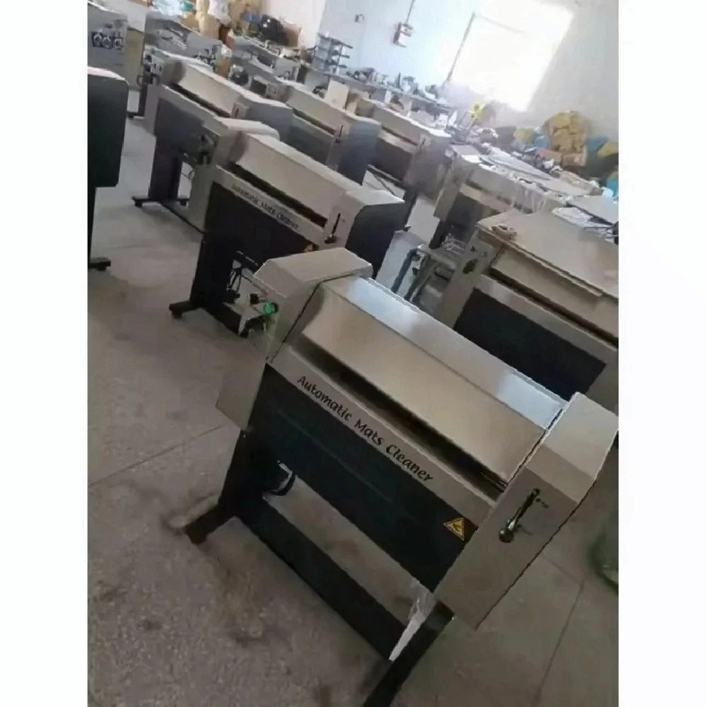 

Professional commercial carpet and carpet cleaning tools for car and truck carpet cleaning