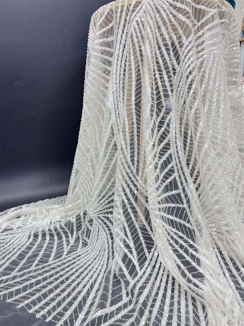 

1yard Luxurious unique floral sequin embroidery lace fabrics cheongsam wedding dress accessories fabric for material