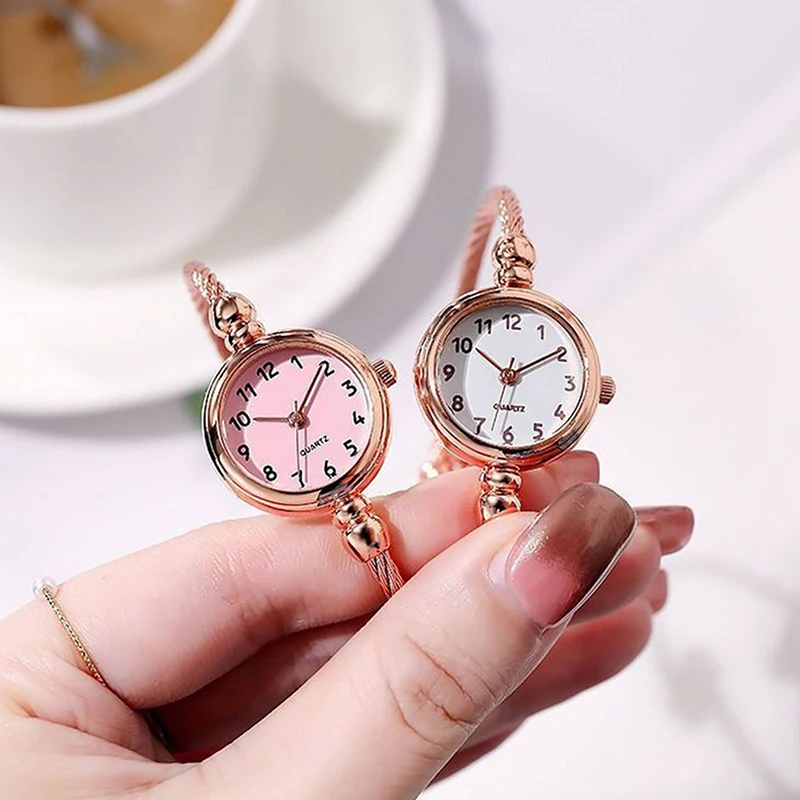 Luxury Vintage Fashion Gold Silver Women Dress Watches Casual Exquisite Quartz Alloy Bracelet Watch Analog Wristwatches