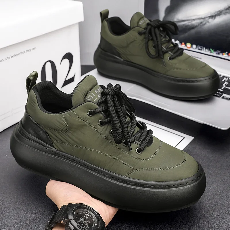 

Winter New Men Casual Shoes Anti Slip Wear Resistant Work Shoes for Men Outdoor Comfor Snow Shoes Fashion Platform Men Sneakers