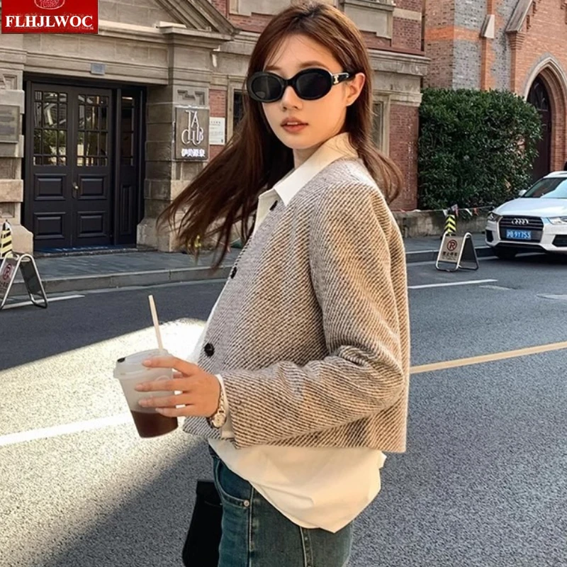 เสื้อโค้ทขนสั้นน่ารัก สไตล์เกาหลี ดีไซน์ญี่ปุ่น แฟชั่นฤดูใบไม้ร่วง สำหรับผู้หญิง ดูสง่างาม เหมาะกับสาวออฟฟิศ ปกคอทรงโอ ติดกระดุม