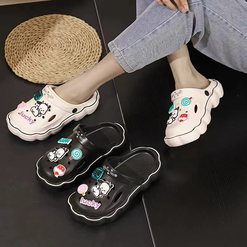 New Sandal Slippers DIY Cute Cartoon Clogs Women Mules Summer Beach Sandals Cave Hole Female Garden Shoe For Students Girls