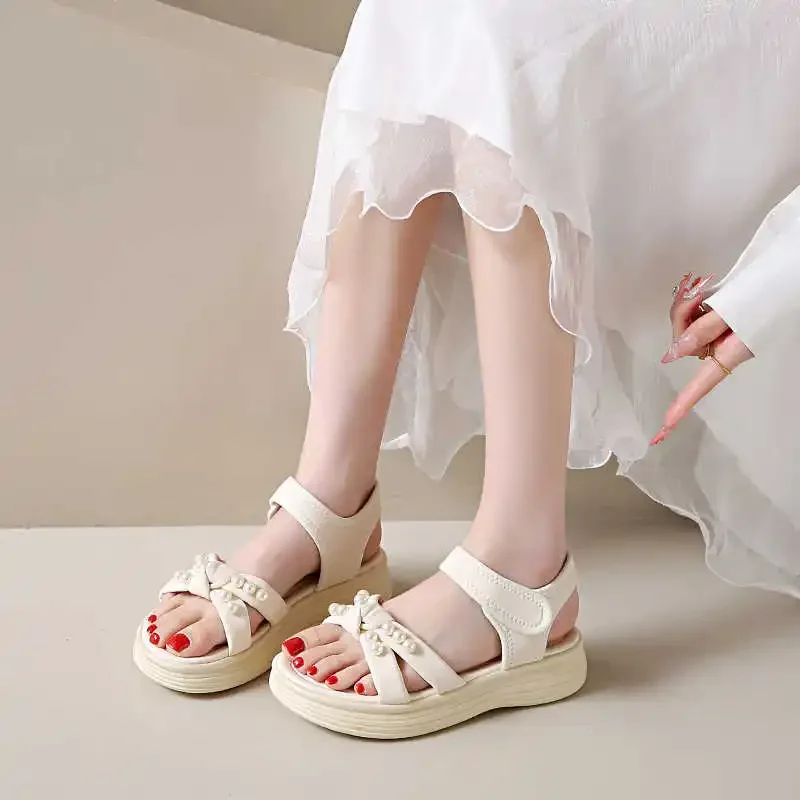 

Женские полоски с открытой спиной. Самые популярные товары. Вулканизированная светло-голубая обувь. Оранжевые кроссовки. Спортивные роскошные боти.