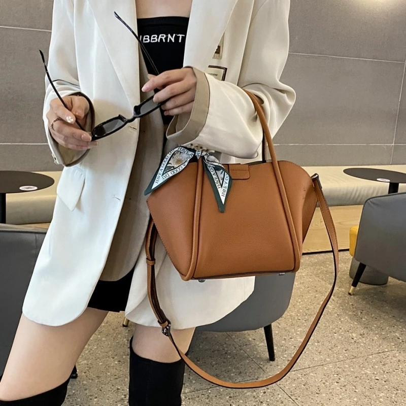 YANATARI Genuine leather handbag leather bag minimalist Crossbody bag women female luxury bag shoulder bag cowhide Vintage Bag