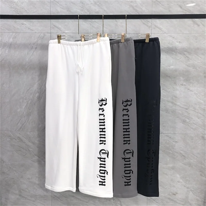 

Брюки Yeezy Kanye с буквенным принтом, тонкие бархатные свободные повседневные брюки с эластичной резинкой на талии, прямые брюки для мужчин и женщин, спортивные штаны
