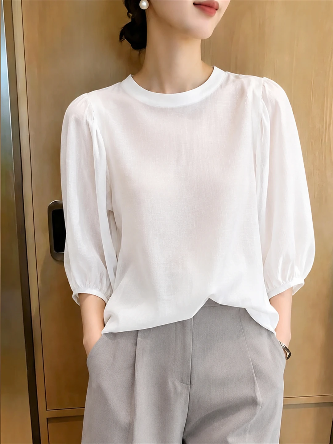

Korean Style round Neck Shirt Pure Color Fashionable Summer Slimming High-End Feeling Pullover Shirt Commute Straight Tube Model