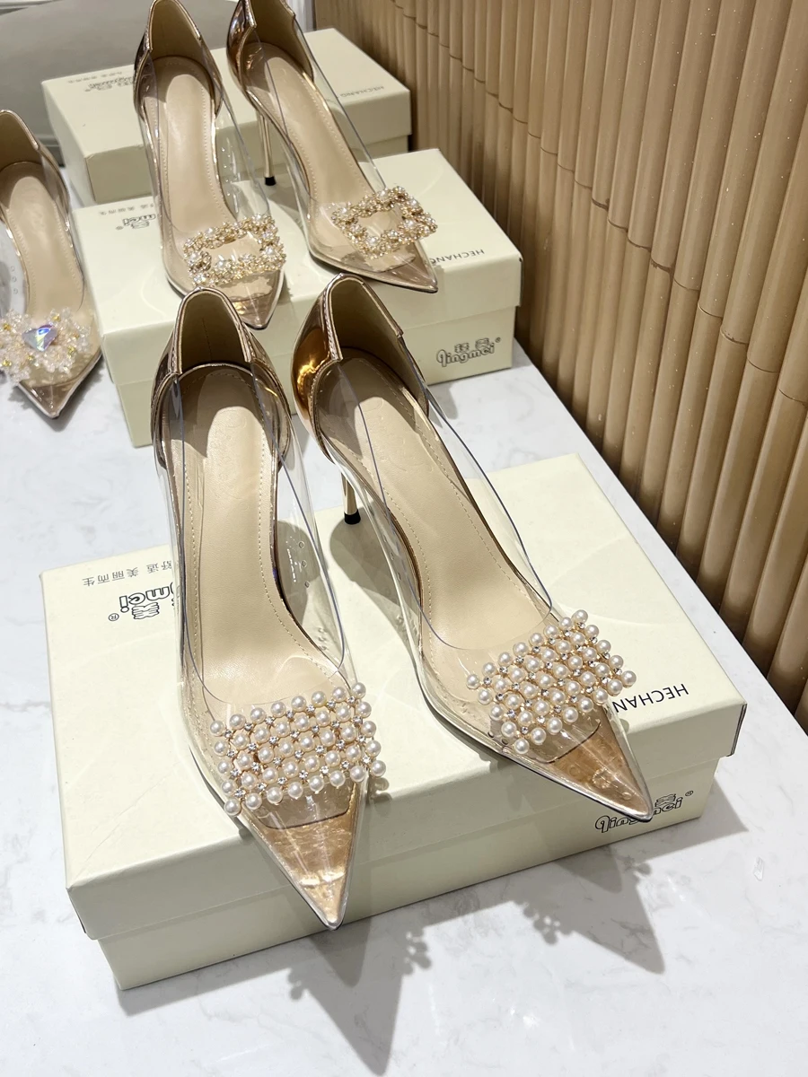 

2024 New Pointed Shallow Mouth Transparent Crystal Shoes for Women with Thin Heels, Water Diamond Pearl Single Shoes for Women