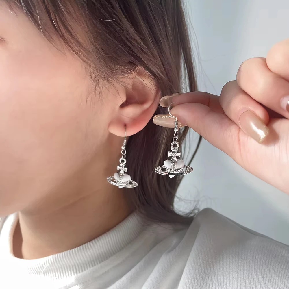 Aesthetic Cubic Zir…
