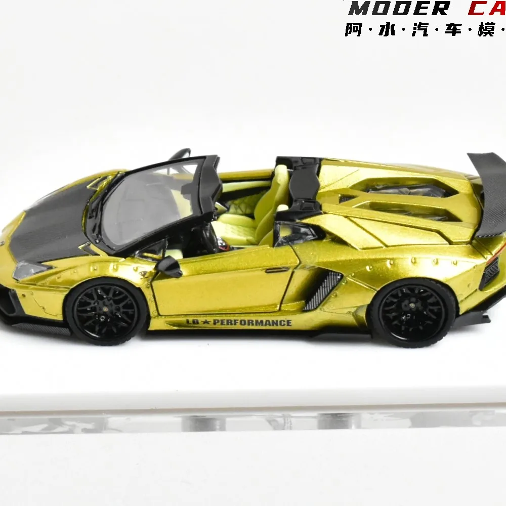 

RM 1:64 Adults Hobby Aventador Collection LP700-4 Diecast Model Car