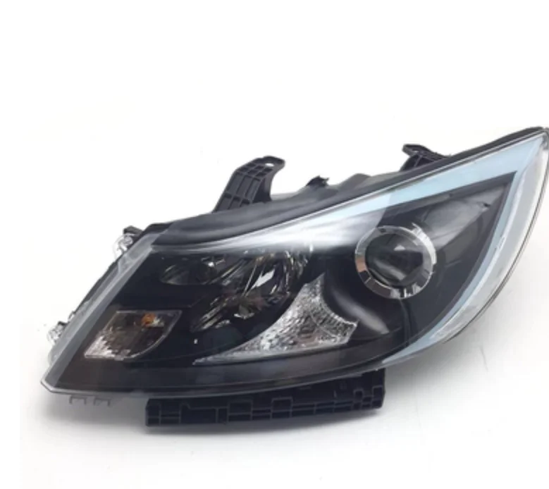 Automobile halogen headlight assembly with light bulb Front lamp lighting for  BYD E5 New energy special headlight High Quality