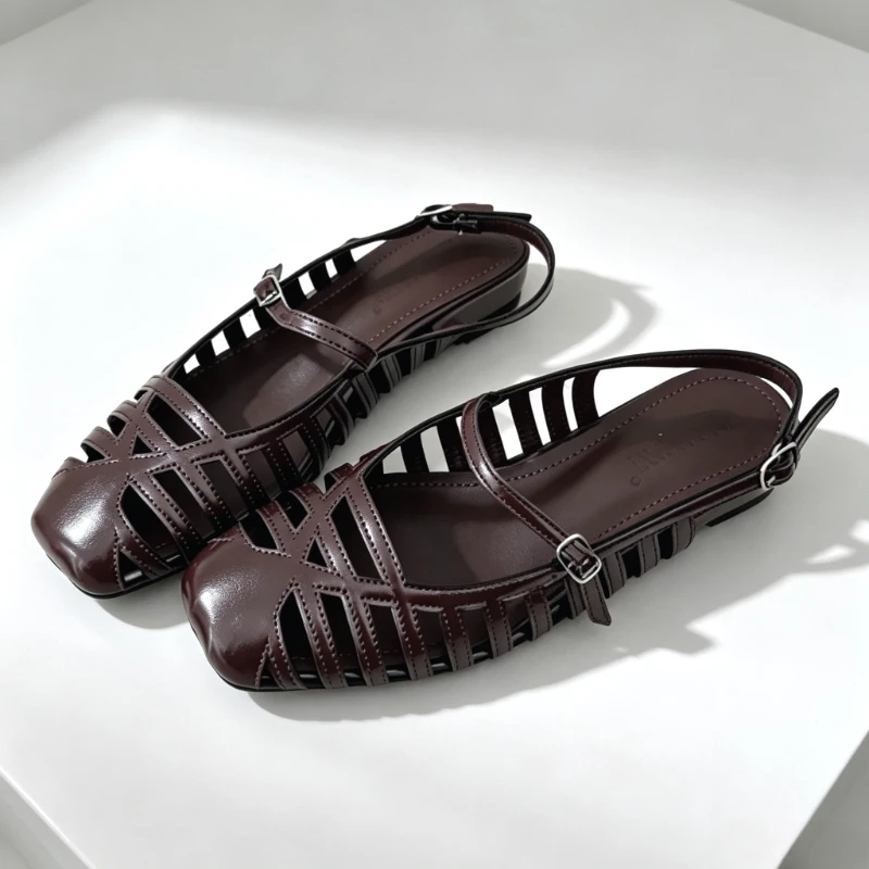 Novelty Hollow Narrow Band Flat Sandals Women Concise Round Toe Metal Buckle Design Flats Summer Light Casual Shoes for Ladies
