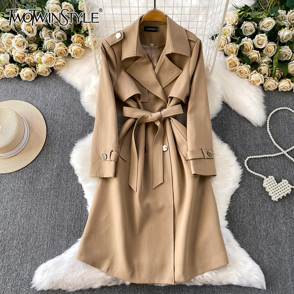 

TWOTWINSTYLE Vintage Temperament Solid Jackets For Women Lapel Long Sleeve Spliced Lace Up Chic Warm Coat Female New KJA549866
