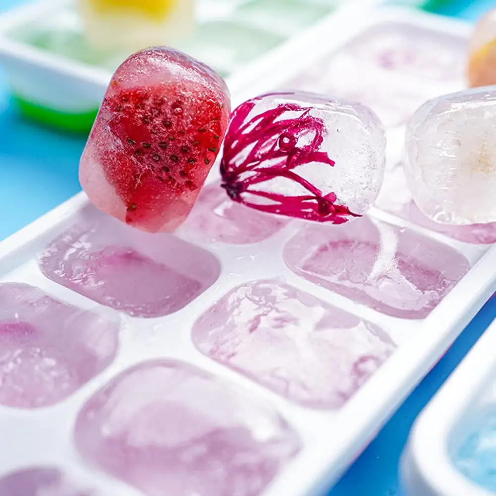 4 Grid Ice Cube Tray Silicone Mold Square Ice Cube Tray Mold Ice Cube Maker Non-toxic Durable Bar Pub Wine Ice Blocks Maker