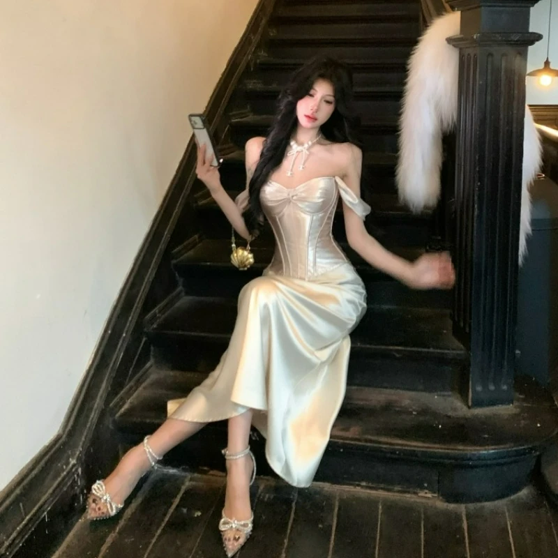 

2026 Autumn Winter Fashion High-end High-waisted Fishtail Skirt Two-piece Set French-style Elegant Ladygirl Dress Set for Women