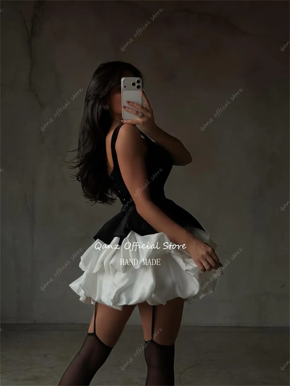 Qanz فستان حفلة موسيقية أسود مخملي أشرطة سباغيتي قصيرة على شكل حرف A فساتين عيد ميلاد فاخرة 2026 منتفخة فيستدوس دي فييستا مخصصة #3