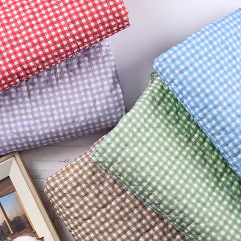 0.5/1/2 Yards Pure Cotton Grid Quilted Cotton Fabric for Winter Coat Gloves Pet Beds Makeup Bags Handmade DIY Clothing Fabrics