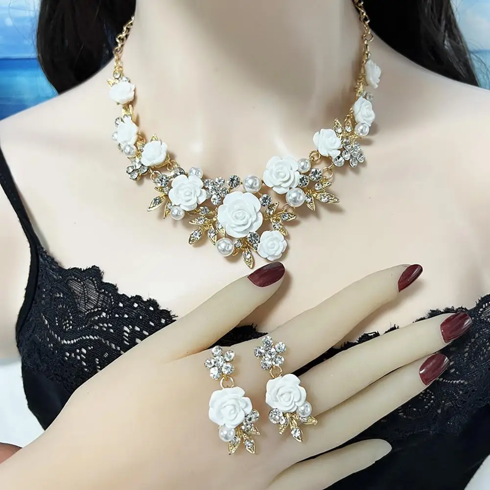 Cost-effective Jewelry Set Camellia Flower Choker Necklace Set Faux Pearl Rhinestone Earrings Elegant Jewelry for Women Wear