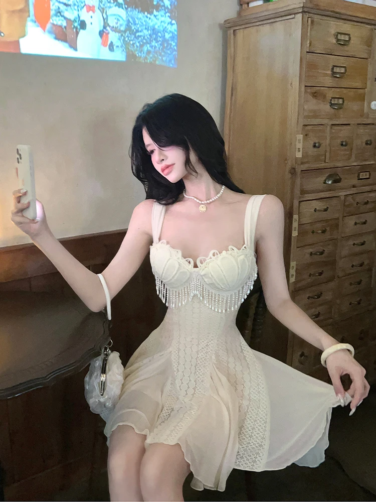 

2025 Summer New Tassel Niche Unique Design Sleeveless Slimming Dress Retro Shell Square Neck A-line Fish Tail Short Skirt