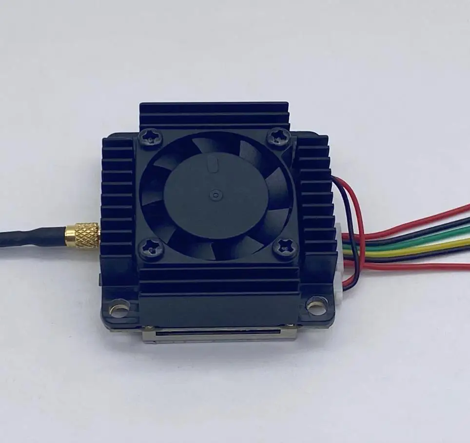 

AKK Ultra Long Range All Channels Version 3W 4.9G 5.8G 6G Low Band 80CH VTX (4900–6060 МГц) Видеопередатчик для FPV Drone