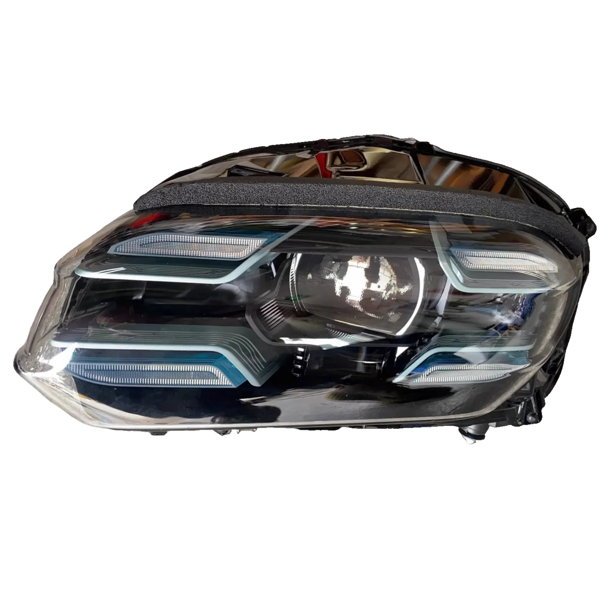 

For Taycan Dynamic Matrix LED Headlights Glacier Blue Original 9J1 9JA PDLS LED Headlamp OEM 9JA941059E 9JA941060E