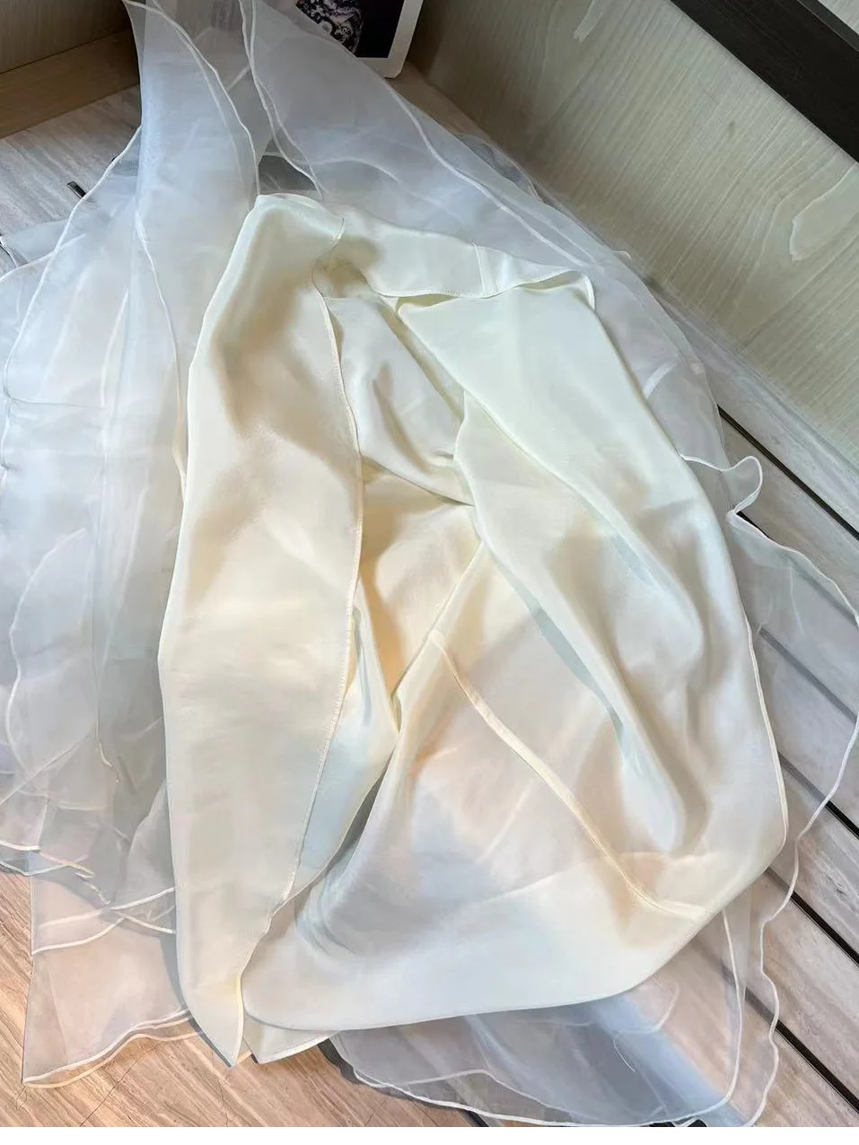 Romantisches reines Farbdesign, mehrschichtiger Kuchenrock, langer Midirock, vielseitiger f-Länge-Rock, französischer Stil für den Pendelverkehr