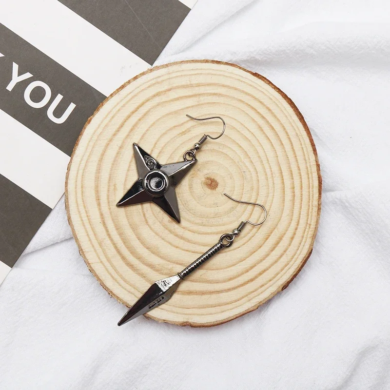 أقراط أنيمي سحابة حمراء للنساء ، سلاح نينجا كوناي ، أقراط موديل ، دلاية دورب ، موضة قوطية ، مراوح ، هدايا مجوهرات